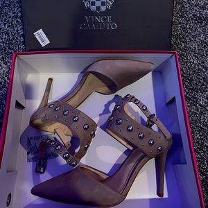 Vince Camuto Ledana Pump